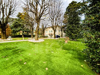 Villa in Vendita a Sasso Marconi, zona Borghetti, 648 m²