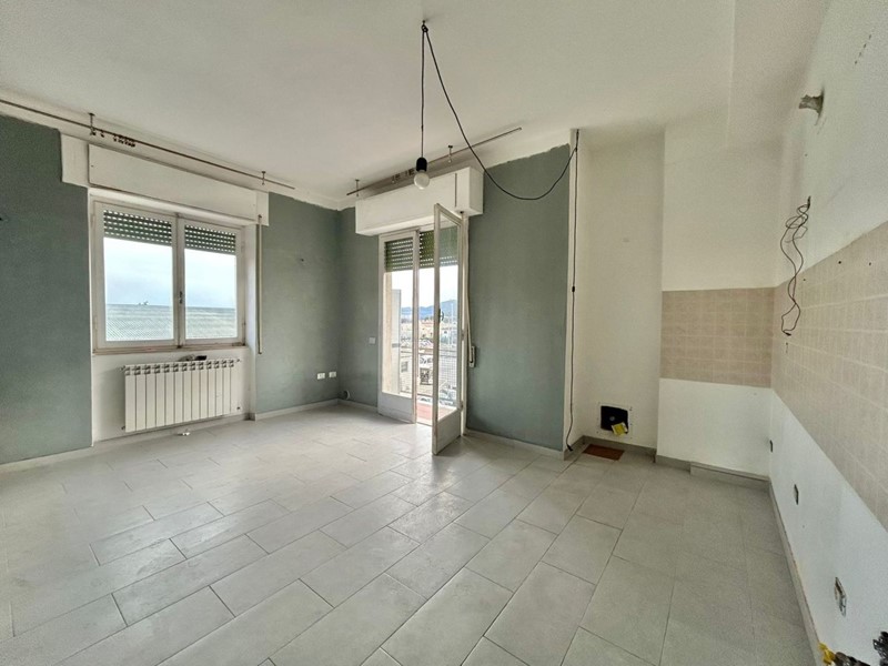 Quadrilocale in Vendita a Sarzana, 145'000€, 77 m²