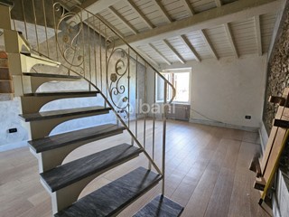 Quadrilocale in Vendita a Arcola, zona Arcola centro storico, 149'000€, 117 m²