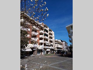 Appartamento in Vendita a Grado, zona CENTRO PEDONALE, 320€, 100 m², con Box