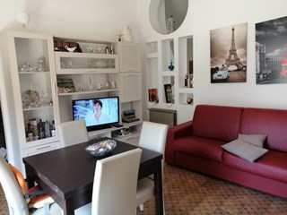 Appartamento in Vendita a Castellammare del Golfo, zona VIA LUIGI CAPUANA, 85'000€, 172 m²