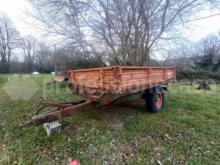 Capannone in Vendita a San Pietro Avellana, 69'000€, 223 m²