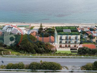 Trilocale in Vendita a Messina, 85 m²