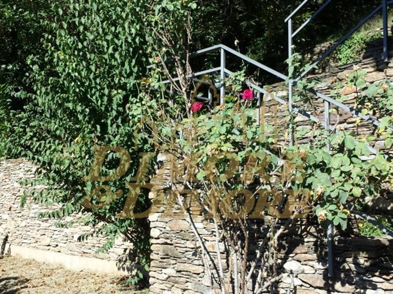 Casa Indipendente in Vendita a Caprezzo, 230'000€, 120 m²