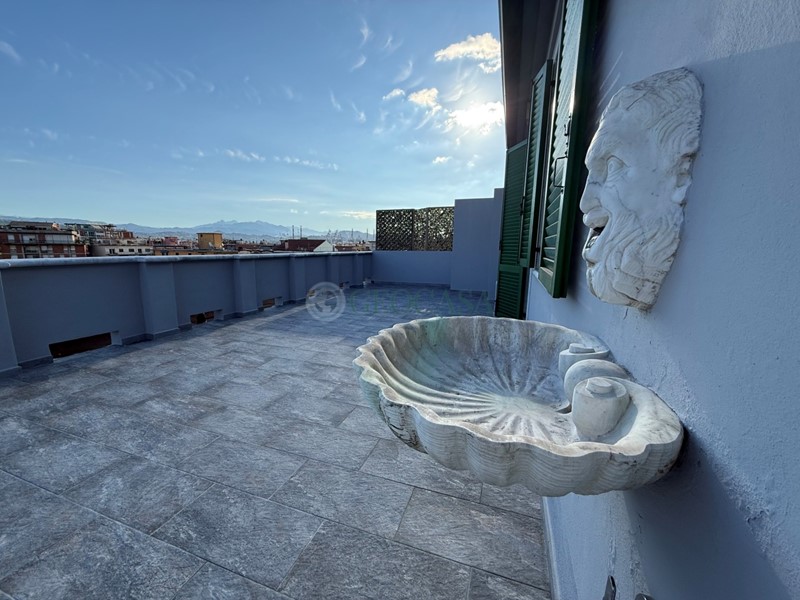 Appartamento in Vendita a La Spezia, zona Centro cittÃ, 470'000&euro;, 190 m²