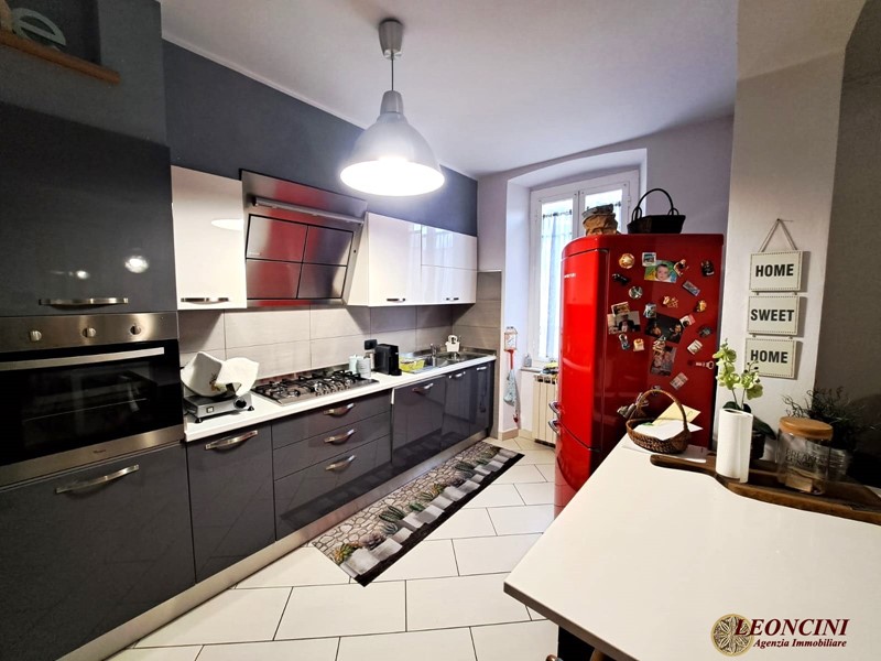 Trilocale in Vendita a Pontremoli, 88'000€, 90 m²
