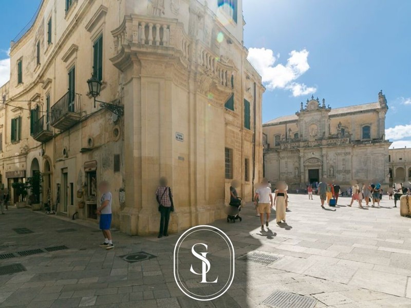 Appartamento in Vendita a Lecce, zona Centro storico, 1'088'000€, 235 m²