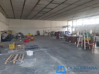 Capannone in Affitto a Fucecchio, zona Botteghe, 2'200&euro;, 500 m²