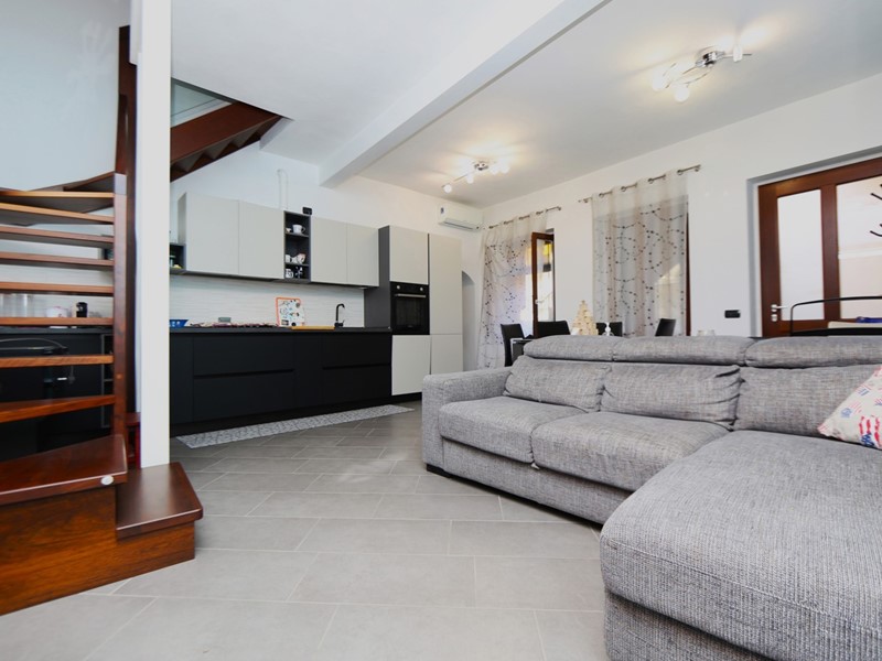 Trilocale in Vendita a San Vittore Olona, 130'000€, 75 m²