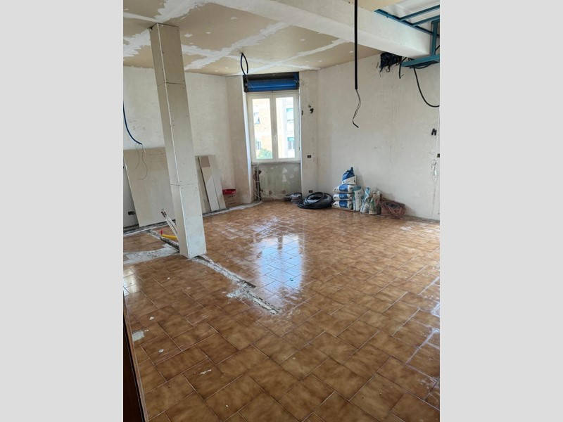 Appartamento in Vendita a Terni, 58'000€, 100 m²