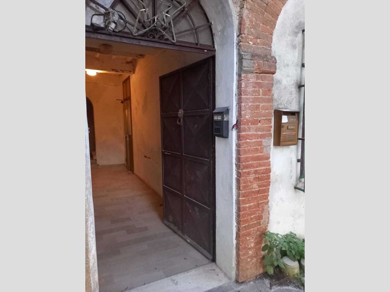 Appartamento in Vendita a Asciano, 125'000€, 150 m²