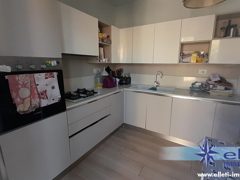 Casa Indipendente in Vendita a Massa, zona San Cristoforo, 295'000&euro;, 120 m², arredato