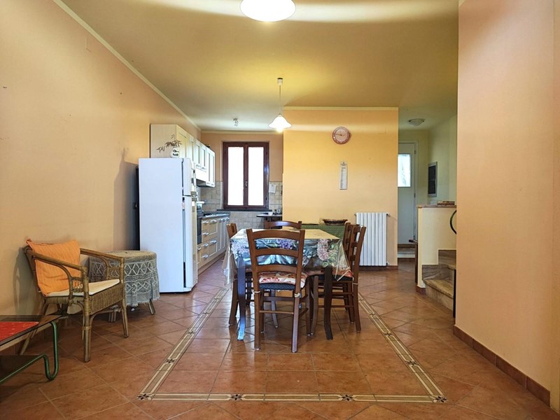 Casa Indipendente in Vendita a Peccioli, zona Legoli, 150'000€, 138 m²