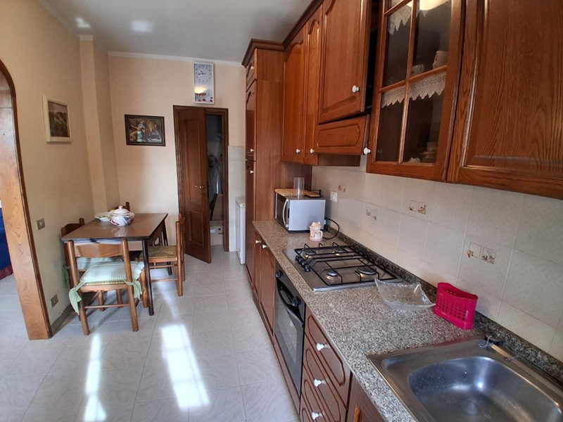 Appartamento in Vendita a Capannori, zona Marlia, 180'000€, 100 m²