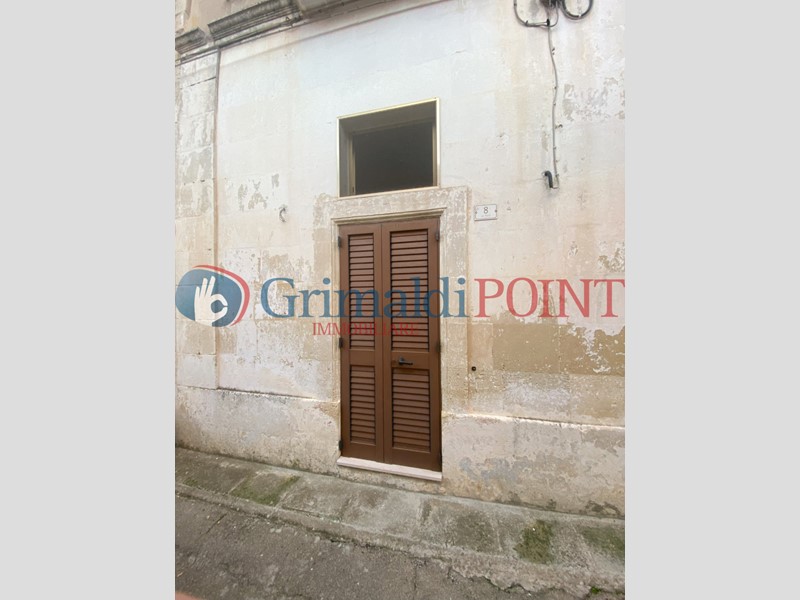 Casa Indipendente in Vendita a Scorrano, 30'000€, 50 m²