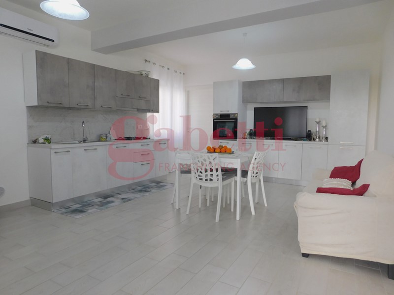 Bilocale in Vendita a Venafro, 98'000€, 80 m², arredato