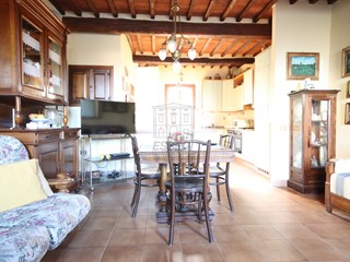 Casa Indipendente in Vendita a Capannori, zona Sud, 195'000€, 140 m², con Box