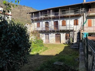 Casale in Vendita a Polcenigo, 39'000€, 150 m²