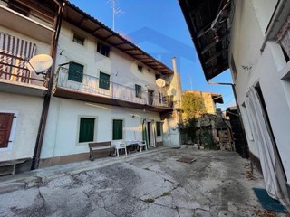 Casale in Vendita a Polcenigo, 67'000€, 110 m², con Box