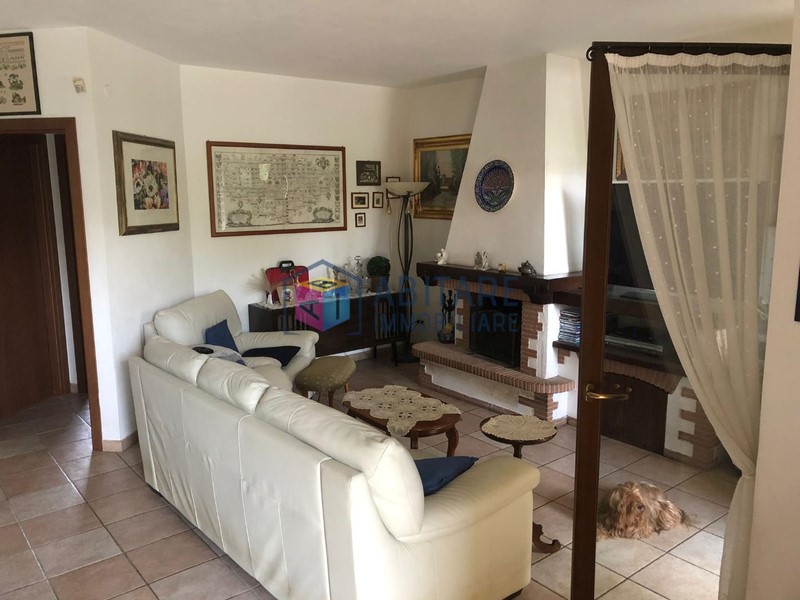 Villetta a schiera in Vendita a Livorno, 450'000&euro;, 150 m², con Box