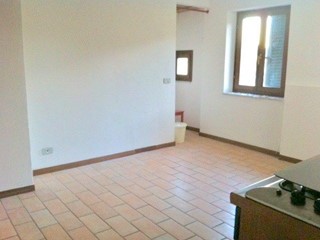 Trilocale in Vendita a Livorno, zona Cisternone, 95'000€, 50 m², arredato