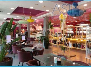 Capannone in Vendita a Morciano di Romagna, 1'097'625€, 1084 m²