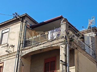 Appartamento in Vendita a Messina, 57'000€, 101 m²