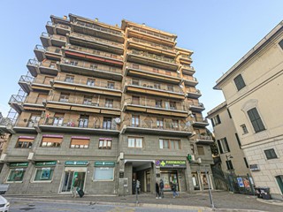 Quadrilocale in Vendita a Campomorone, 90'000€, 53 m², arredato