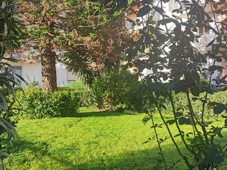 Mansarda in Vendita a Aci Catena, zona San Nicolo', 65'000€, 50 m²