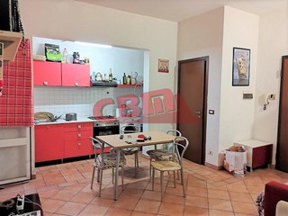Bilocale in Vendita a Livorno, 100'000€, 60 m², arredato