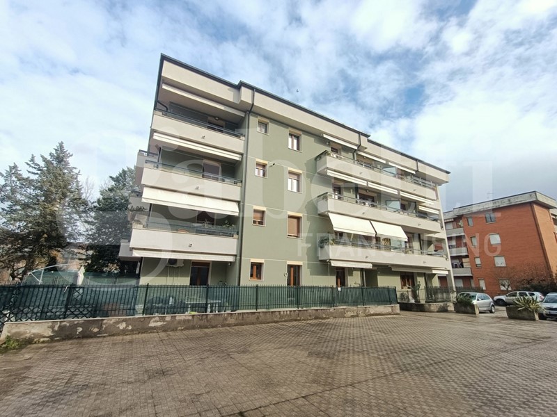 Trilocale in Vendita a Perugia, 119'000€, 80 m²