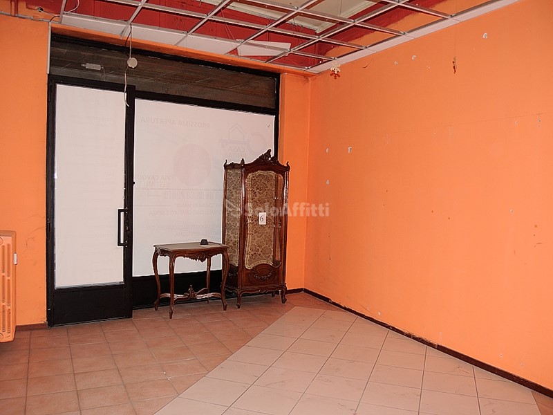 Capannone in Affitto a Settimo Torinese, zona Centrale, 400€, 40 m²