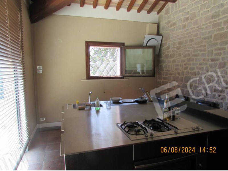 Casa Indipendente in Vendita a Ravenna, 510'000€, 391 m²