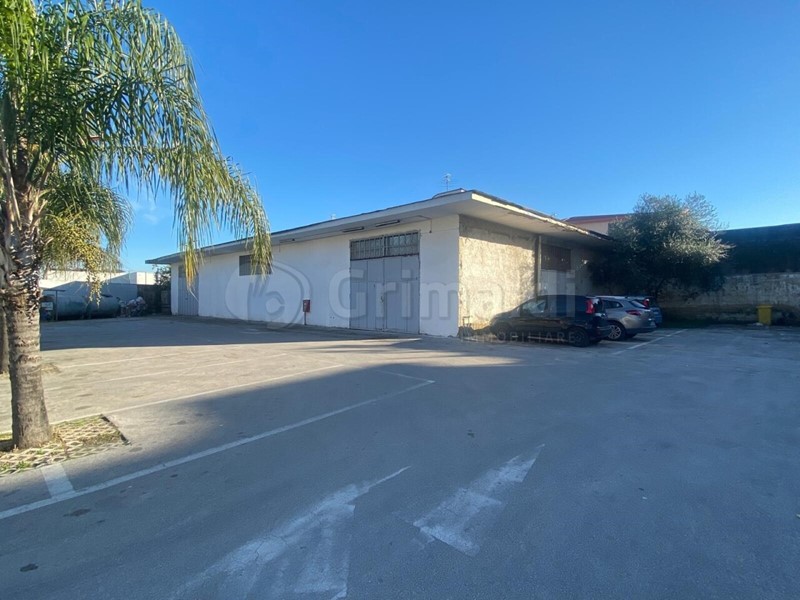 Capannone in Affitto a Mugnano di Napoli, 4'000&euro;, 500 m²