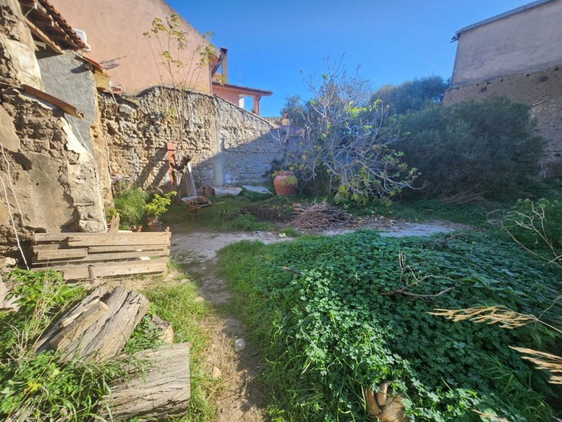 Terreno agricolo in Vendita a San Sperate, 39'000€, 178 m²