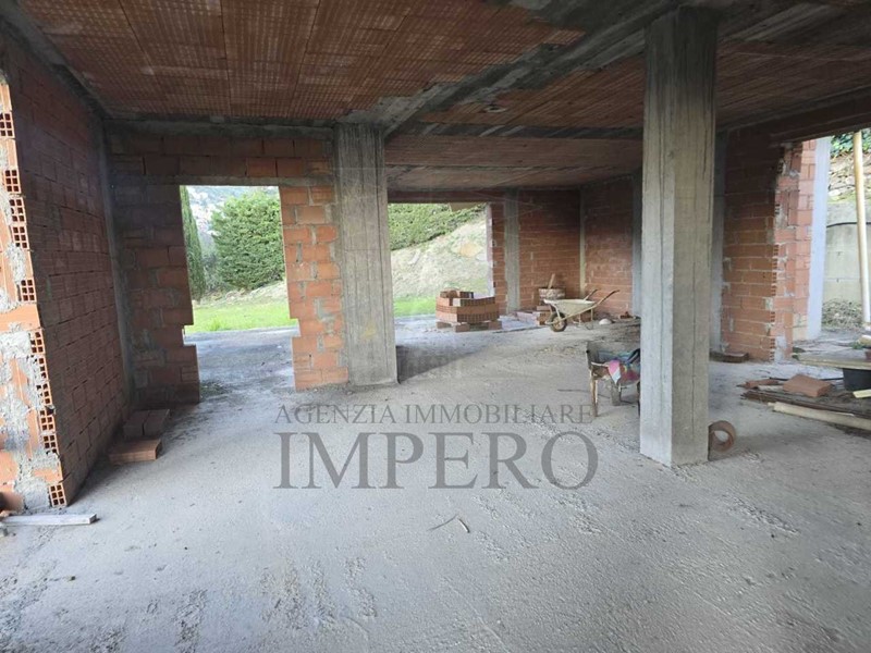 Casa Indipendente in Vendita a Bordighera, zona Sapergo, 288'000€, 67 m²