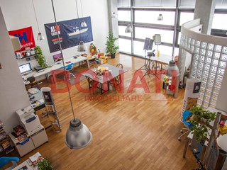 Ufficio in Vendita a La Spezia, zona Periferia Est, 170'000€, 130 m²