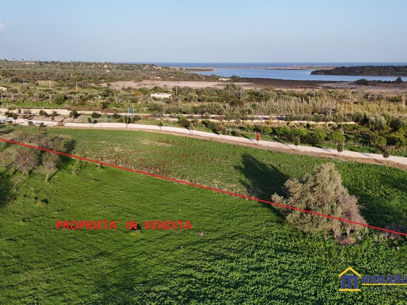 Terreno edificabile in Vendita a Noto, 275'000€, 41000 m²