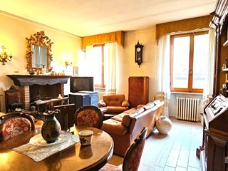 Appartamento in Vendita a San Gimignano, 500'000€, 180 m²