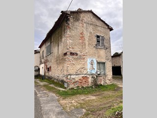 Casa Semi Indipendente in Vendita a Pietrasanta, zona Strettoia, 130'000€, 90 m²
