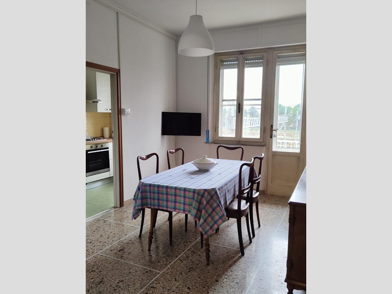 Appartamento in Affitto a Pisa, 350€, 120 m², arredato
