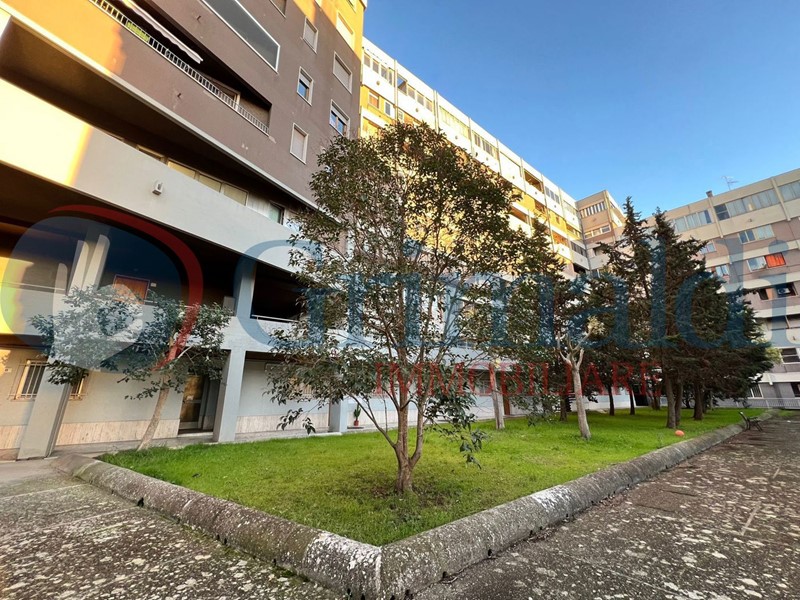 Ufficio in Affitto a Perugia, 250€, 50 m²