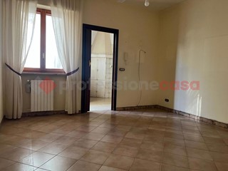 Quadrilocale in Vendita a Adelfia, 105'000€, 115 m²