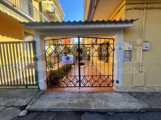 Trilocale in Vendita a Amantea, 58'000€, 89 m²