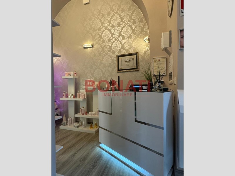 Attività commerciale in Vendita a La Spezia, zona Centro, 45'000€, 28 m², arredato