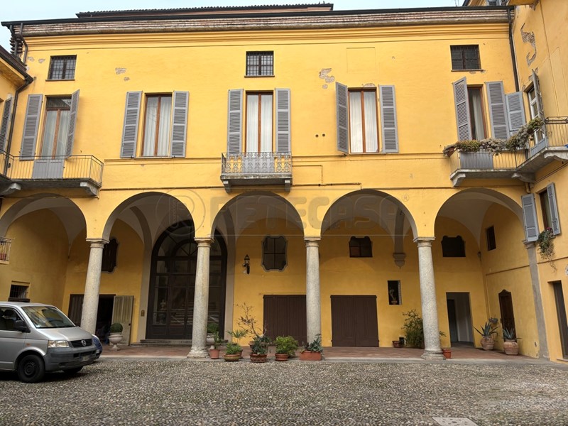 Appartamento in Vendita a Cremona, 229'000€, 203 m²