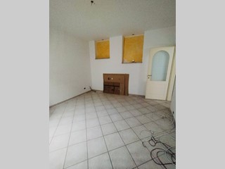 Casa Indipendente in Vendita a Monsano, 75'000€, 85 m²