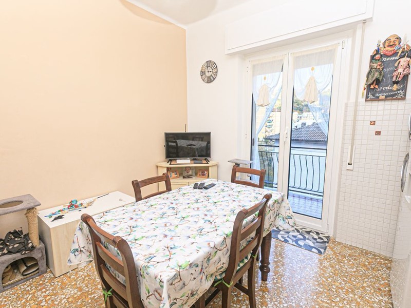 Appartamento in Vendita a Ceranesi, 89'000€, 89 m²