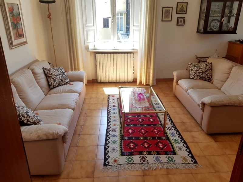 Appartamento in Vendita a Jesi, 135'000€, 135 m²