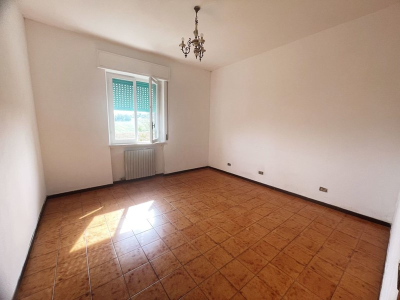 Appartamento in Vendita a Jesi, 150'000€, 100 m²